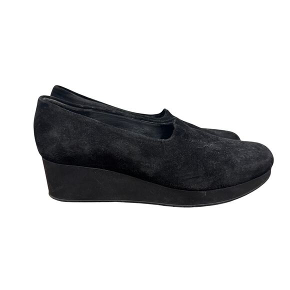 Robert Clergerie Naloj Wedge in Black Suede - Picture 3 of 7